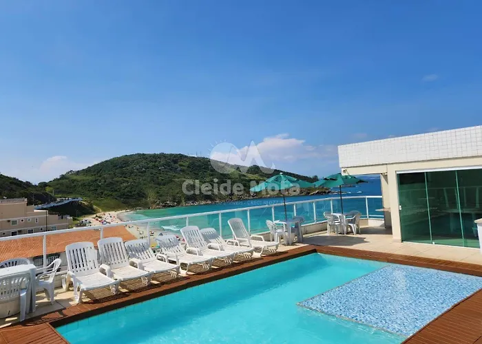 Frente Mar! 3 Quartos com Ar, 2 Vagas e Lazer Incrível com Piscina e Churrasqueira